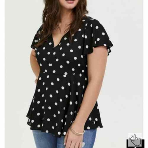 torrid Tops - TORRID Women's Black and white polkadot Georgette top size 4X